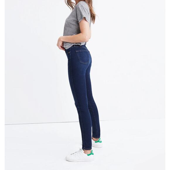 Madewell 10" High-Rise Skinny Jeans in Hayes Wash - Picture 2 of 13